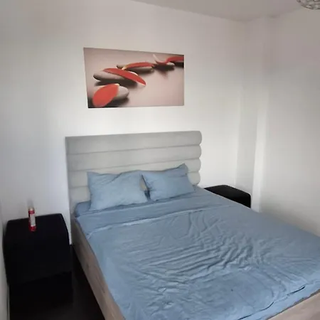 Coral Resident- Nord Mamaia